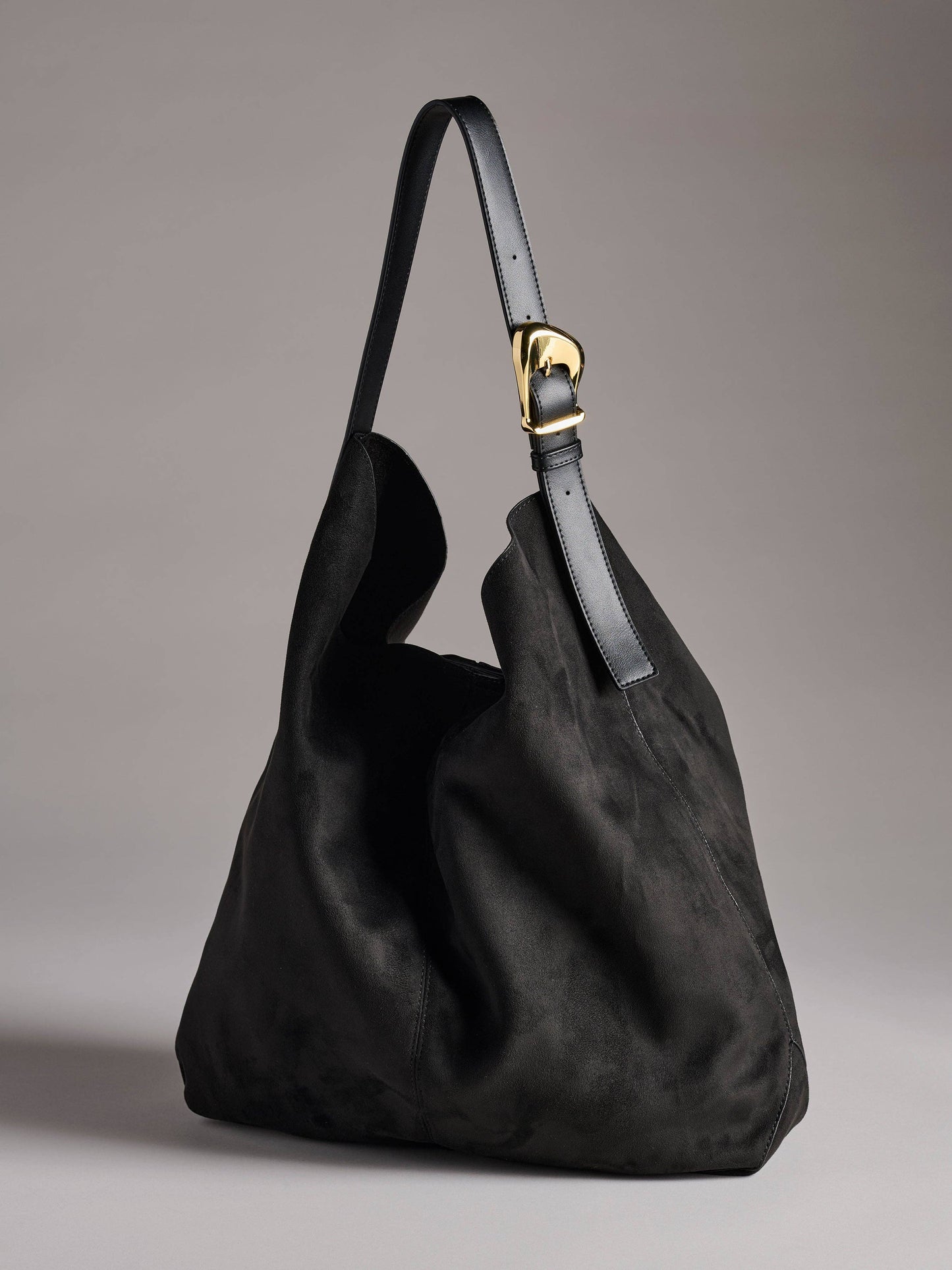 VAL HOBO: BLACK