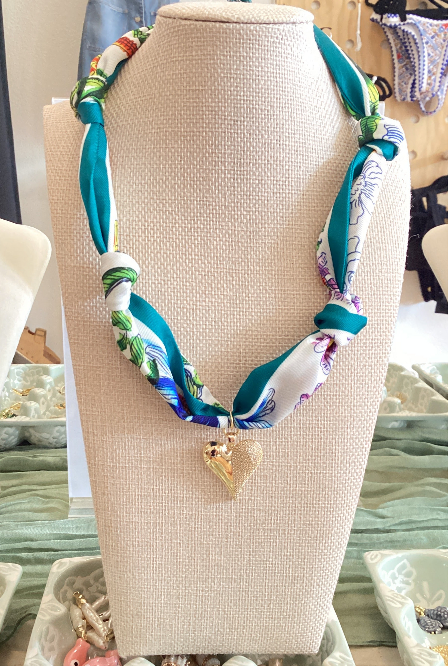 Lola Grace Banded Jewel
