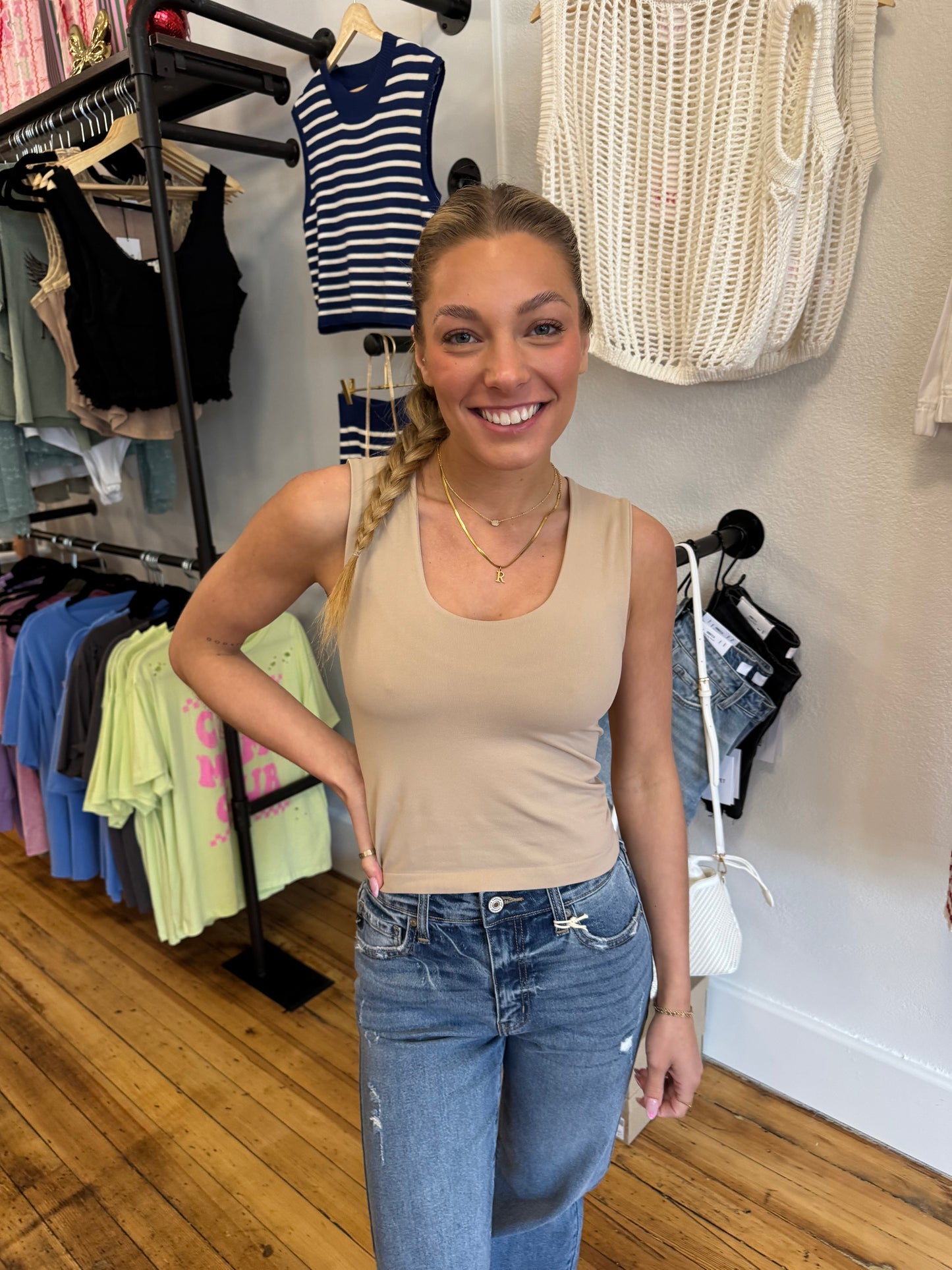 Madi Basic Tank - Tan