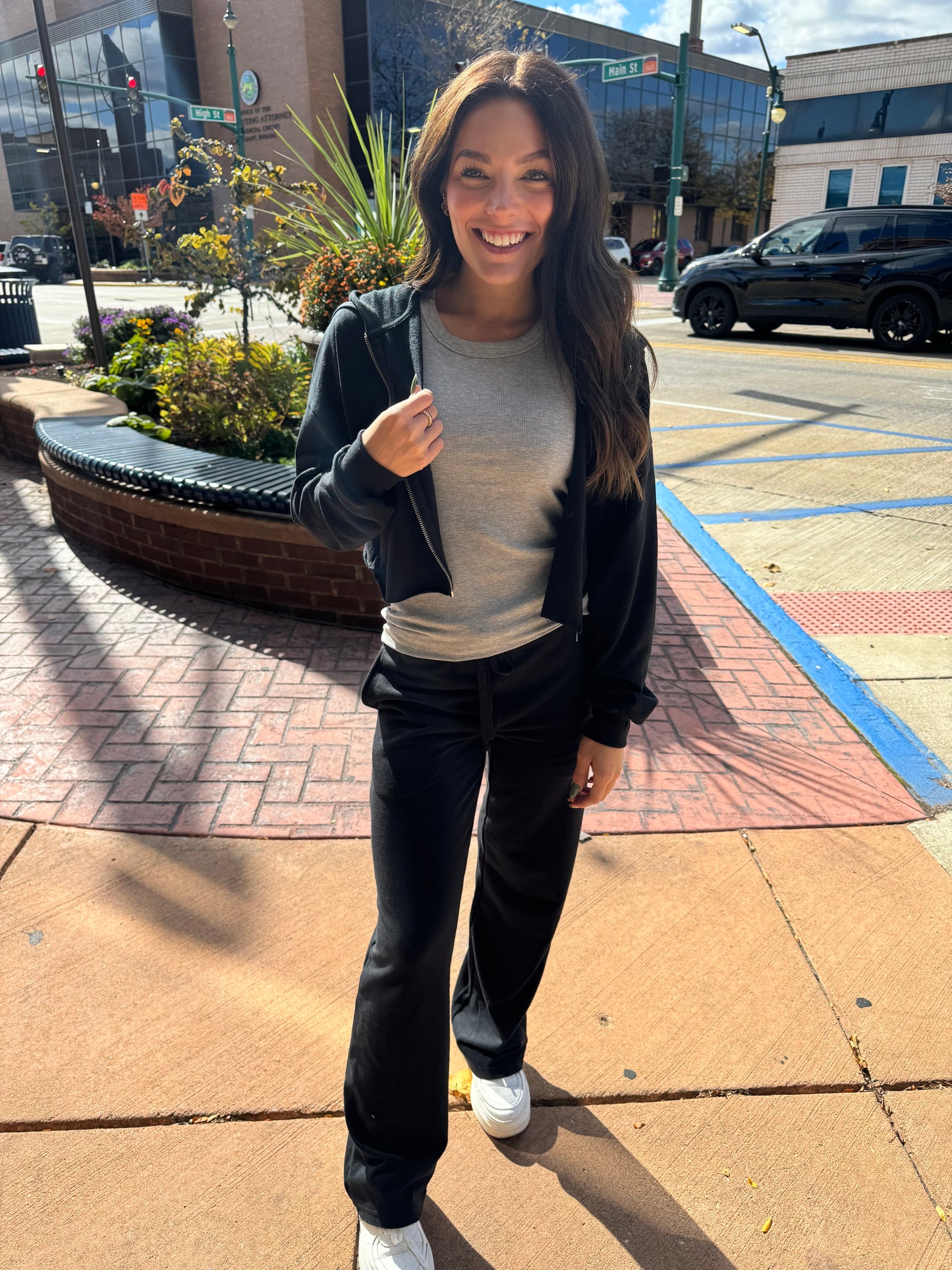 Chill Out Crop Hoodie - Black