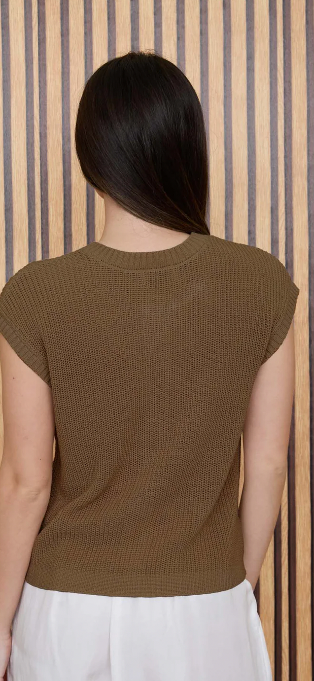 Kelly Button Down Vest Brown
