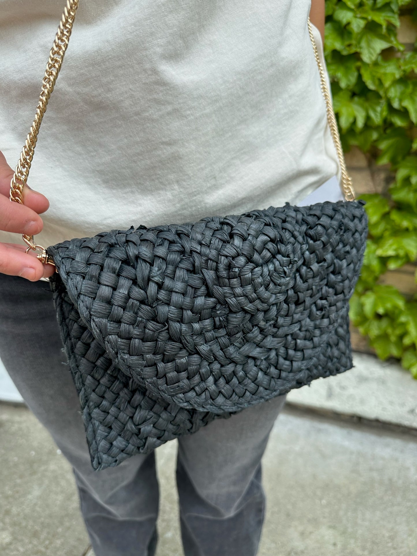 Straw Chain Crossbody Bag-Black