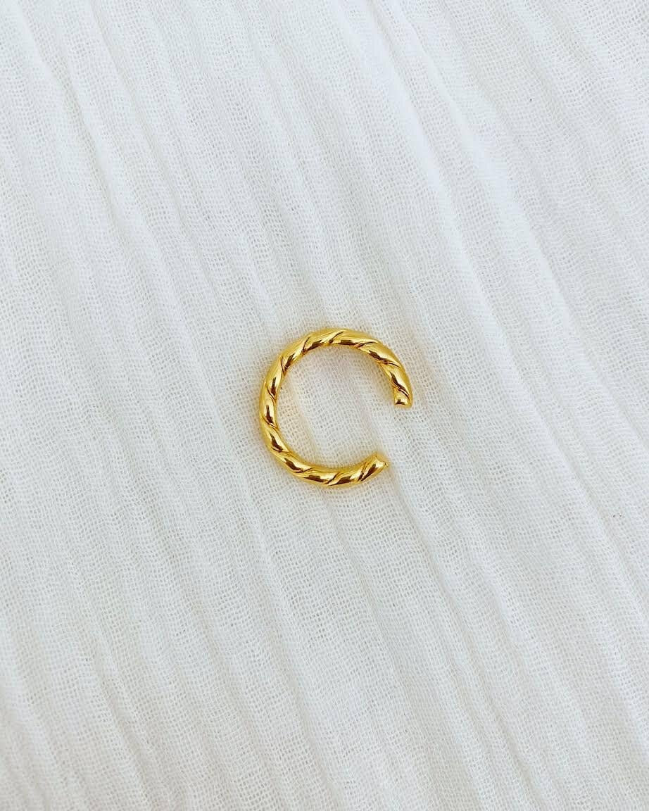 Twist Ring