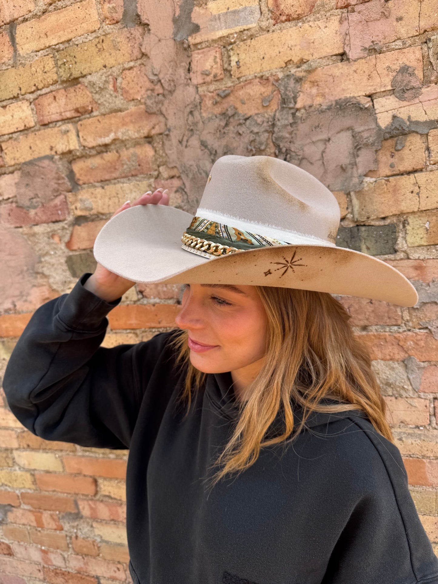 Desert Dreamer Cowgirl Hat
