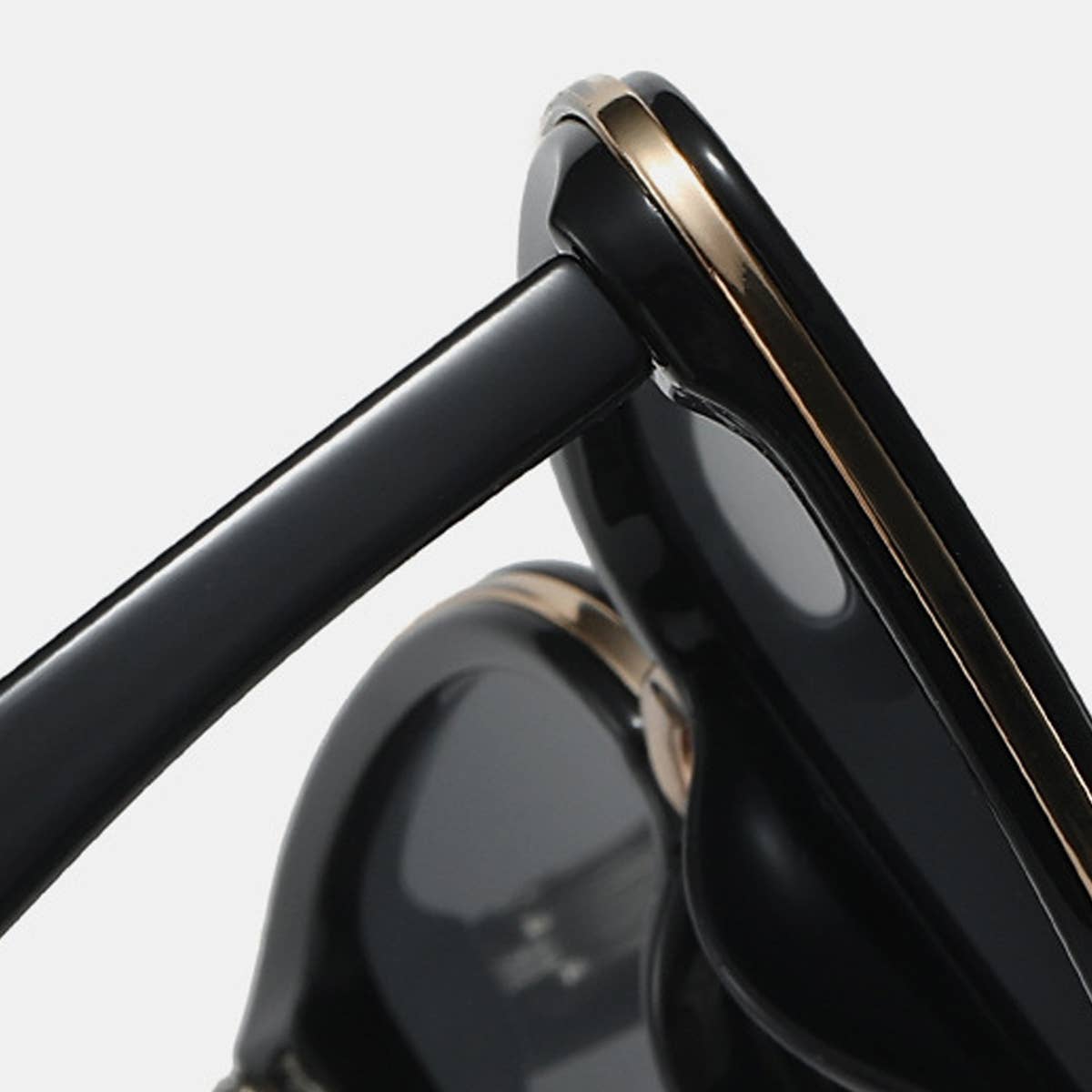 Retro Cat Eye Sunglasses | Black