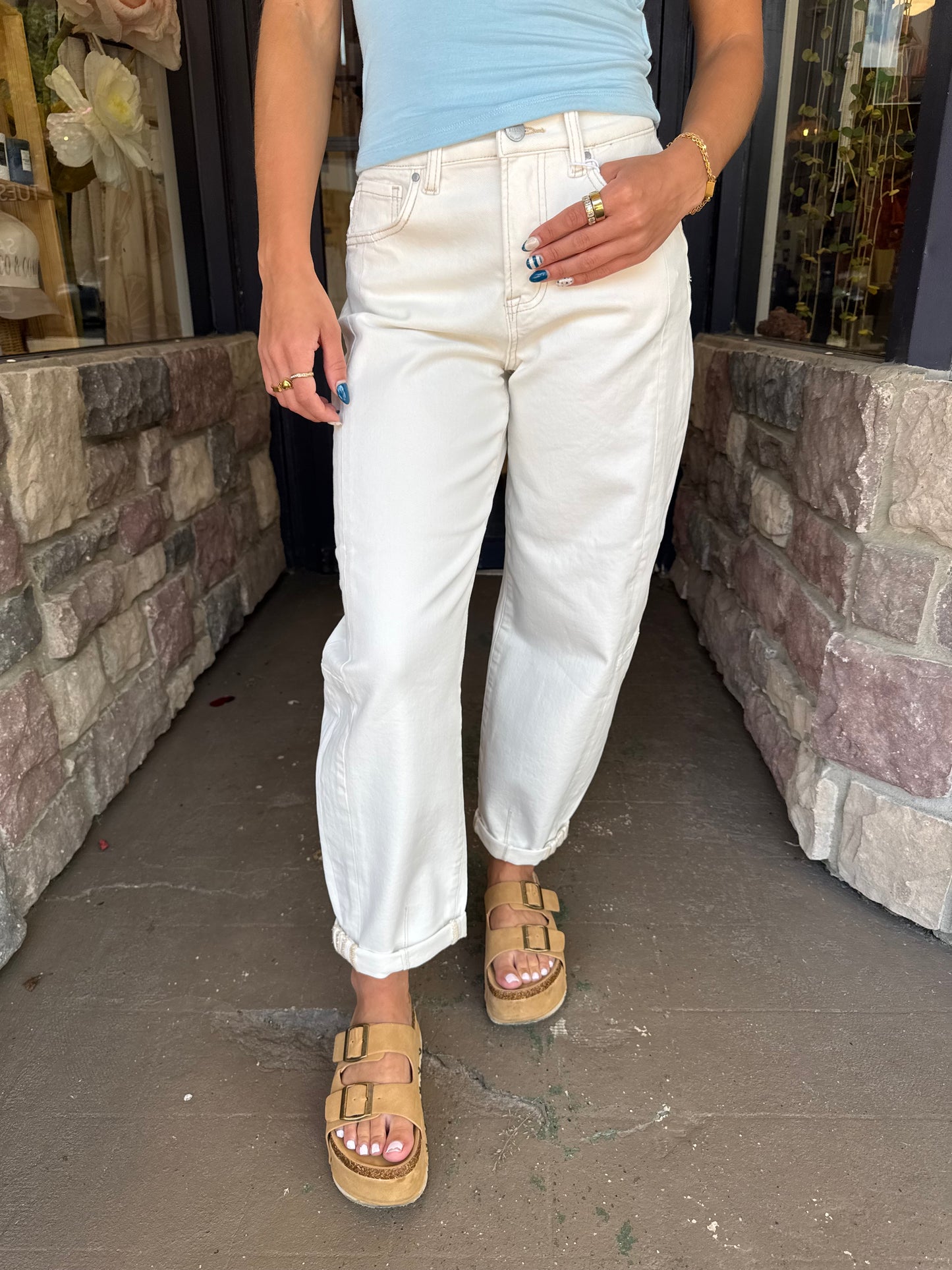 Canyon Cream Barrel Jeans
