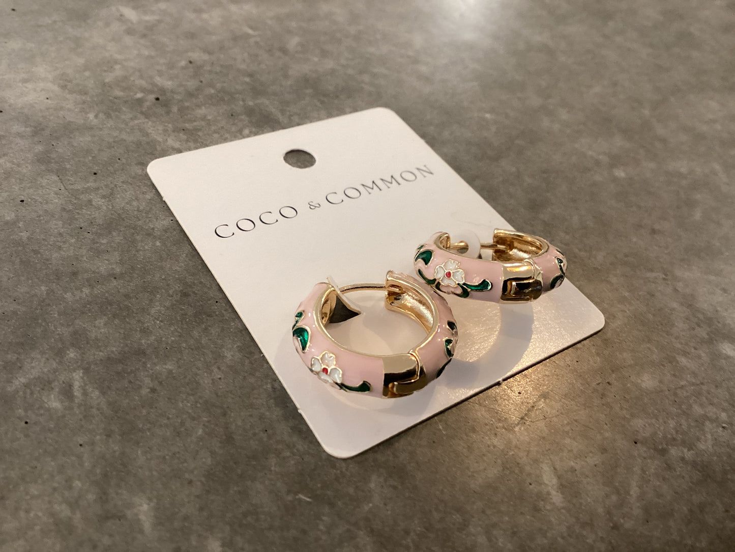 Vintage Floral Earrings- Pink