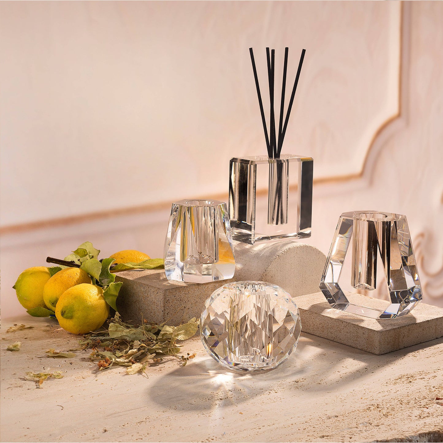 Crystallo Melodeon Reed Diffuser: Santal/One-Way