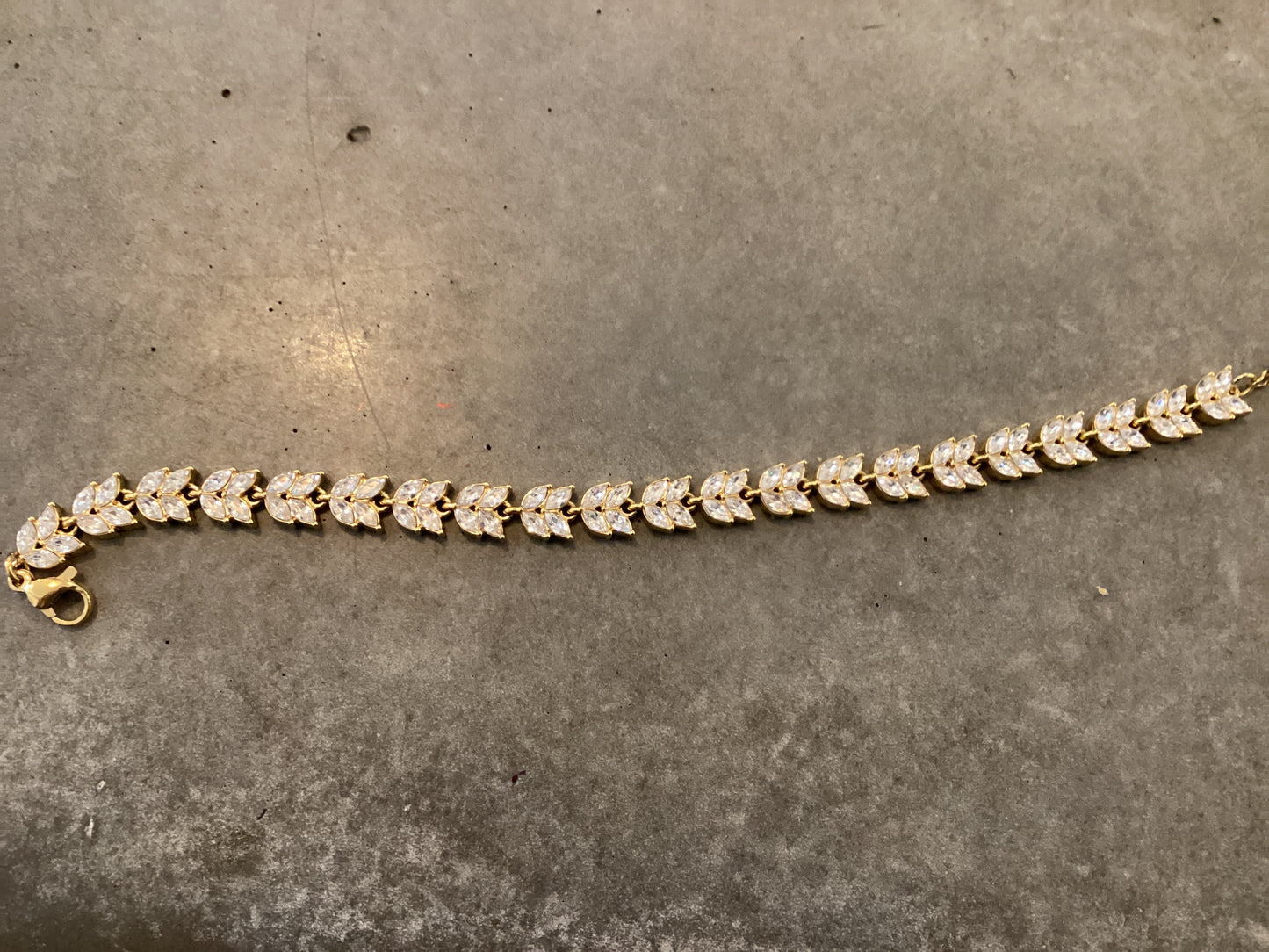 Soft Horizon Bracelet