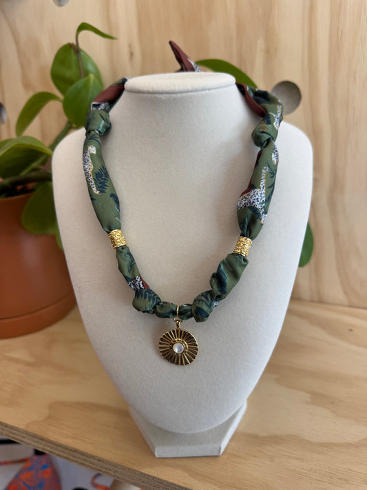 Savannah Banded Jewel