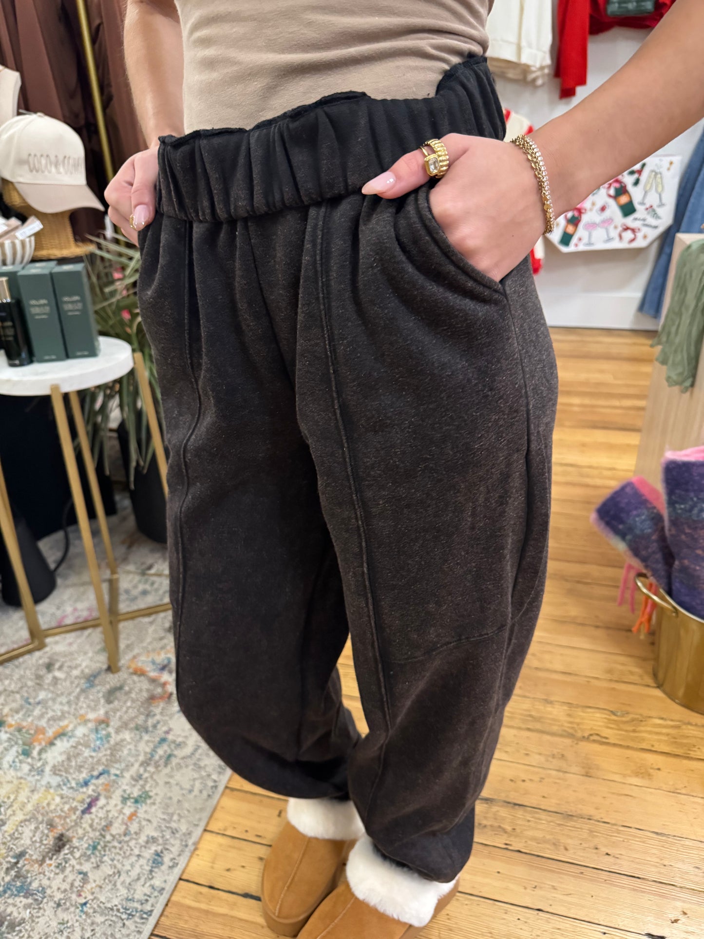 Washed Wren Sweatpants — Coal Stone