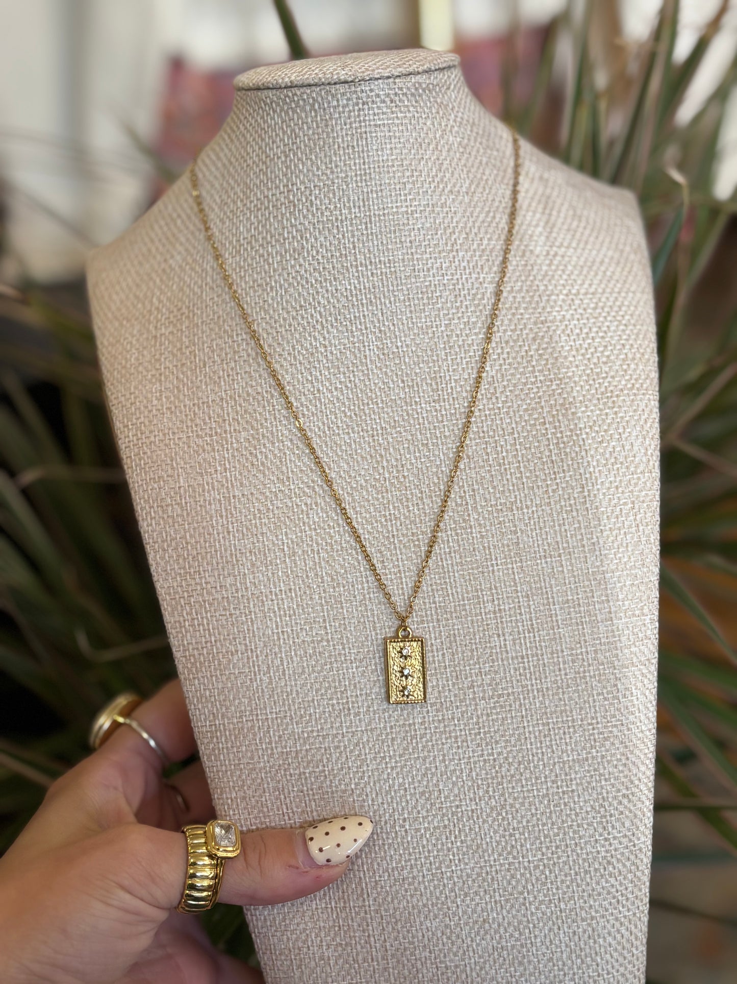 The Aurelia Pendant