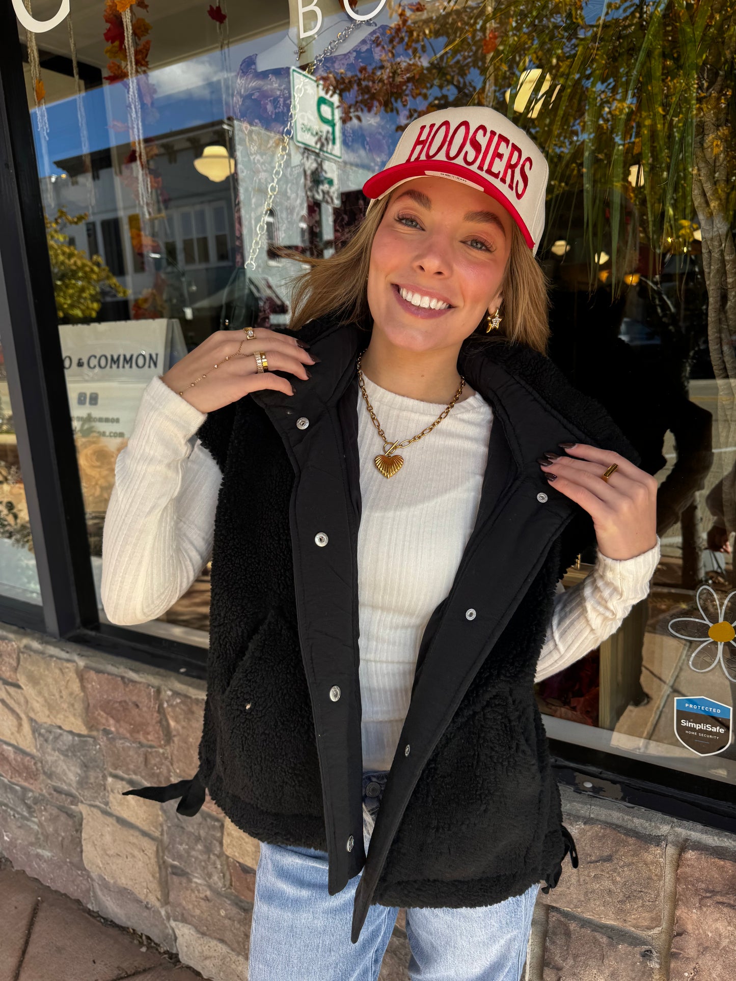 The Dakota Vest | Black