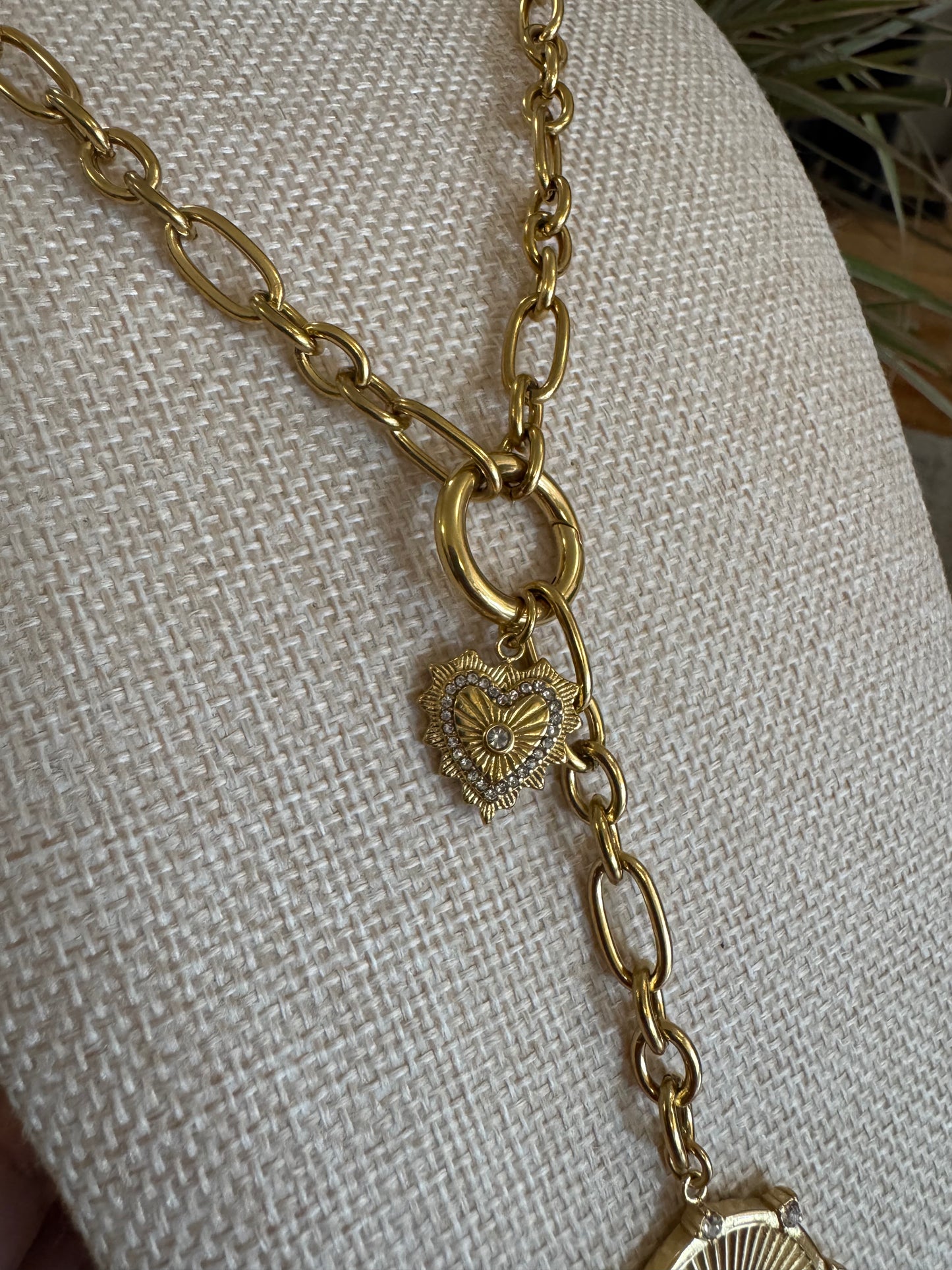 Amara Necklace