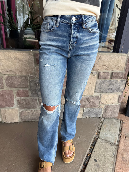 Camden Distressed Jeans