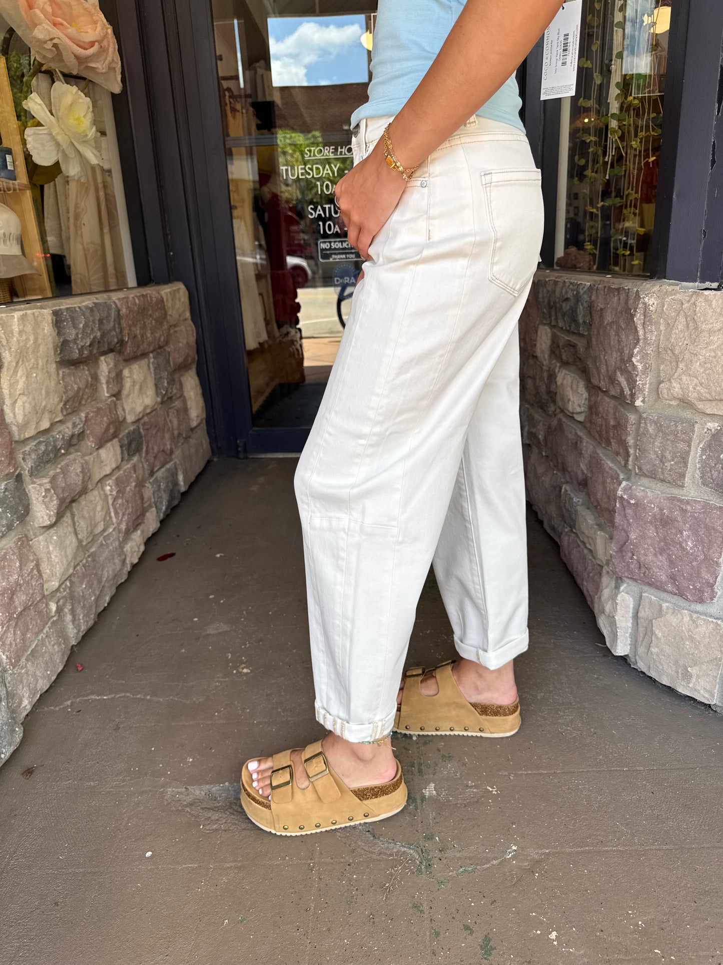 Canyon Cream Barrel Jeans