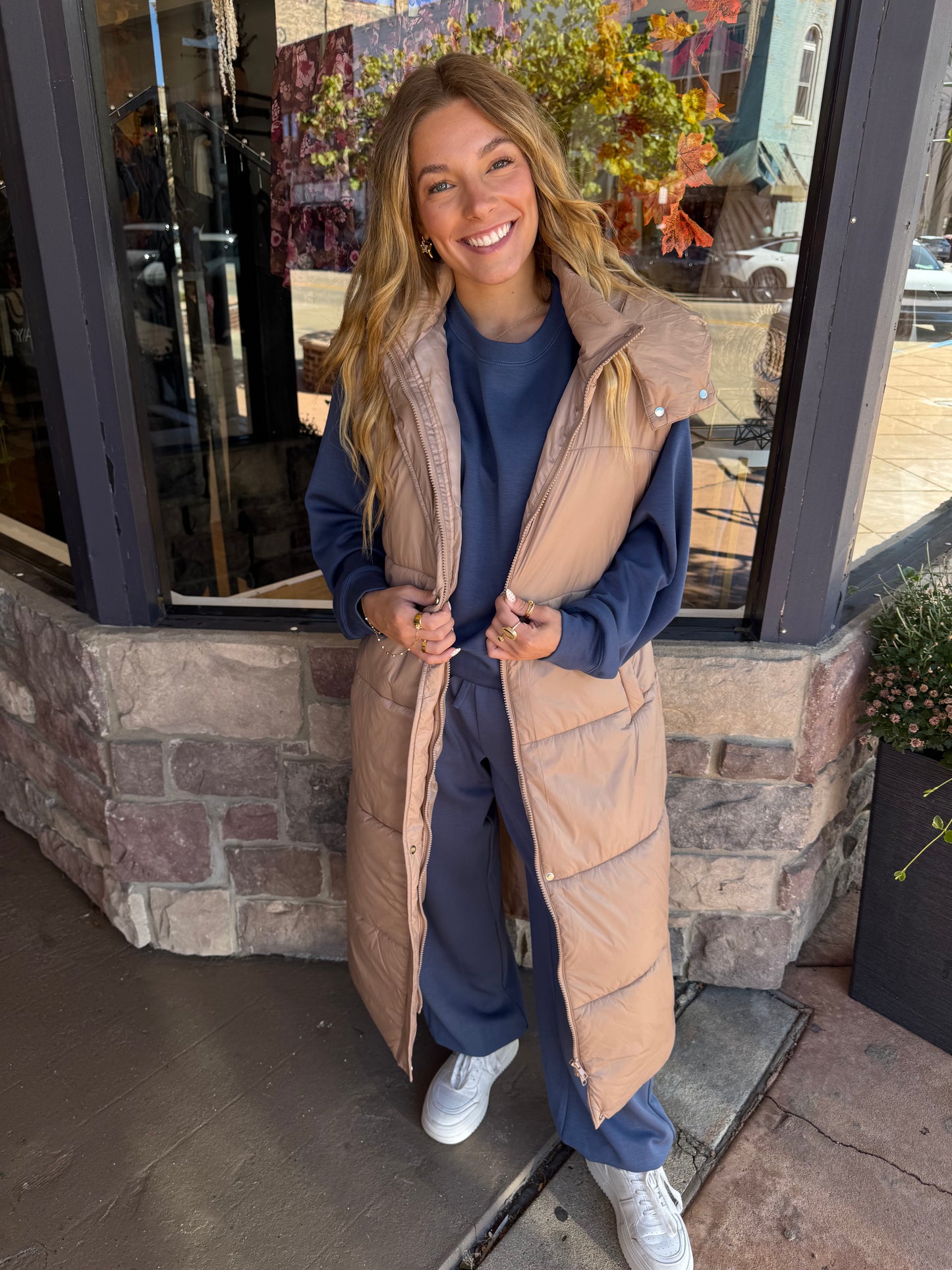 The Alpine Puffer Vest - Sand