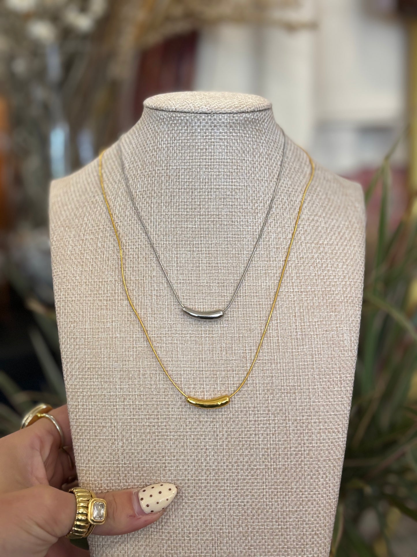 The Sol Bar Necklace