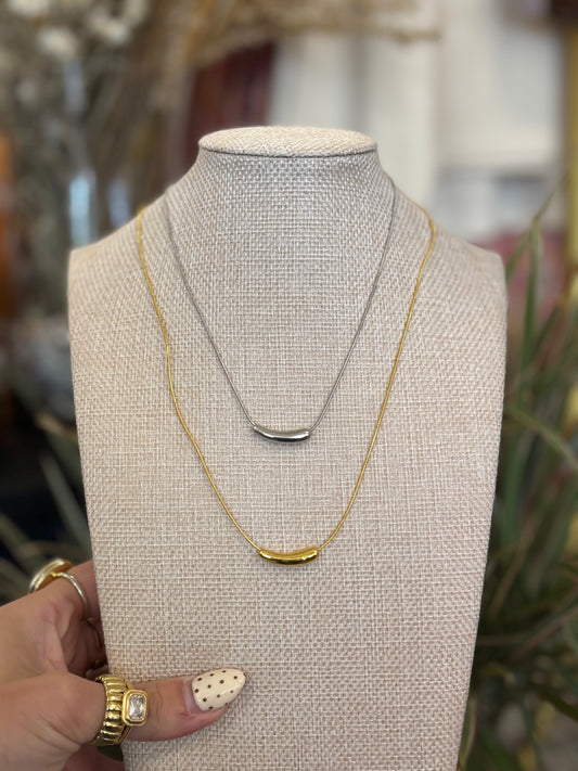 The Sol Bar Necklace