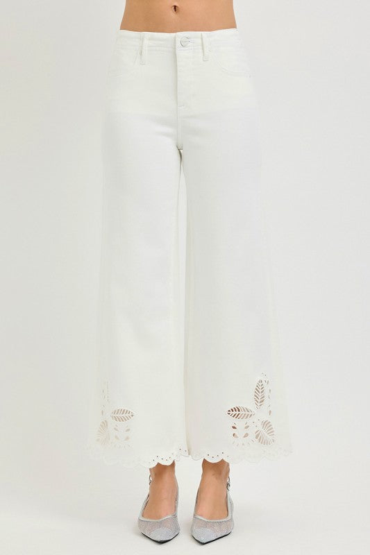 Ivory Bloom Scallop Jean