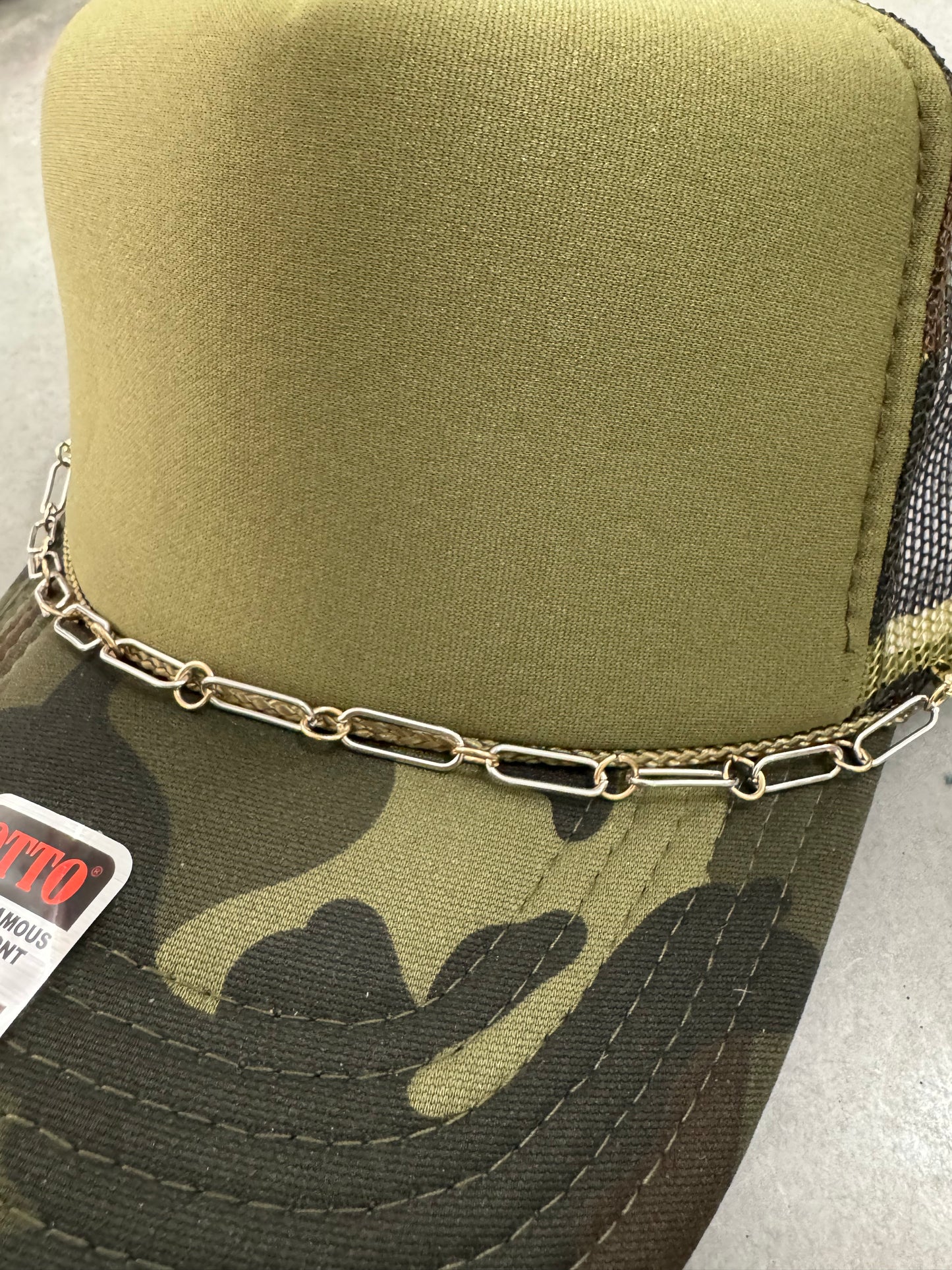 Two-tone Paperclip Hat Chain