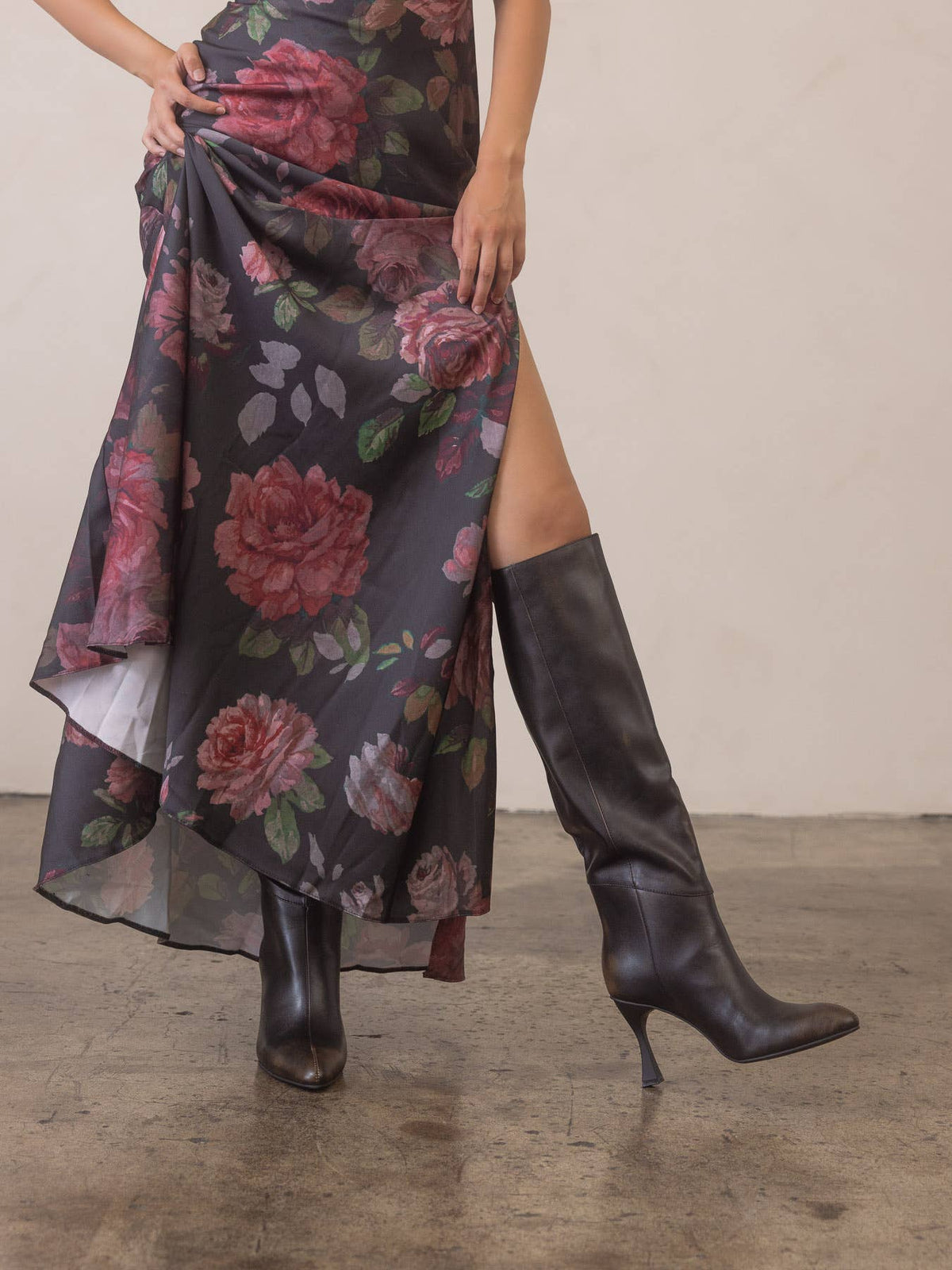 The Lexington | Distress Black